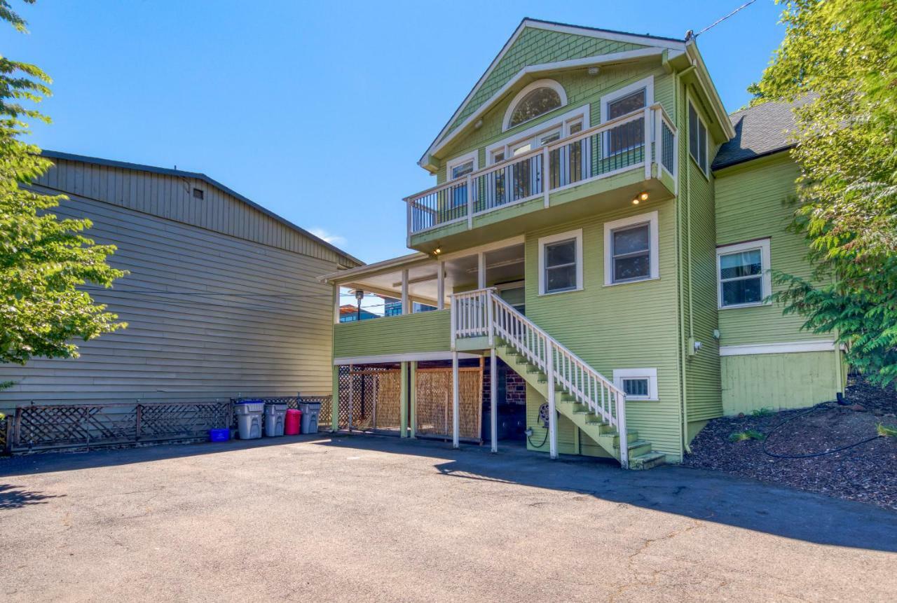 Azusa House Hood River Eksteriør billede
